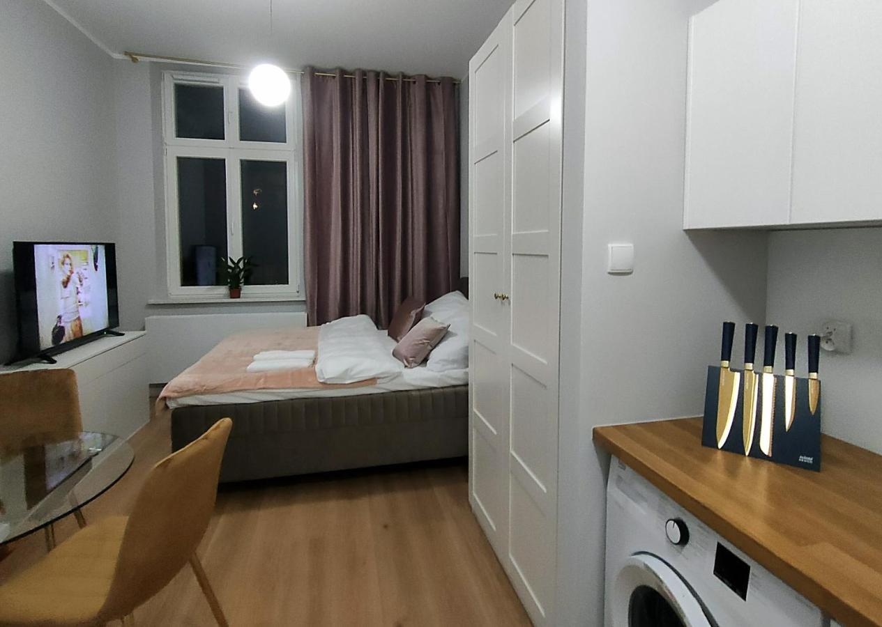Hugo Star Apartament *