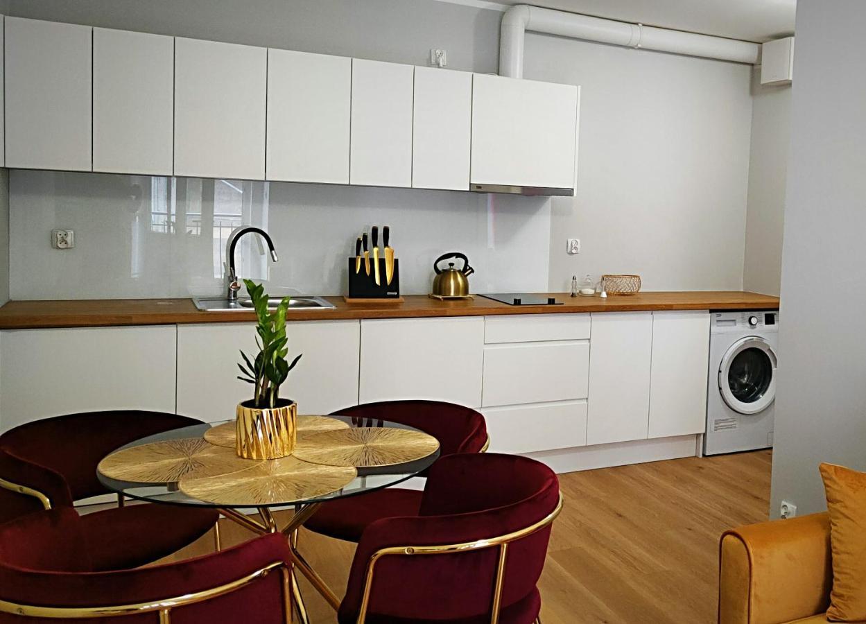 Apartament Hugo Star *